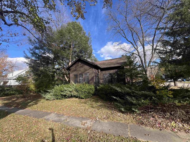 1102 Church Street, Wisconsin Dells, WI 53965