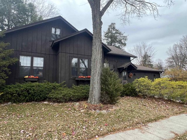 1102 Church Street, Wisconsin Dells, WI 53965