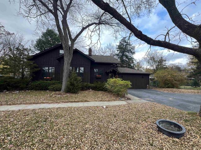 1102 Church Street, Wisconsin Dells, WI 53965