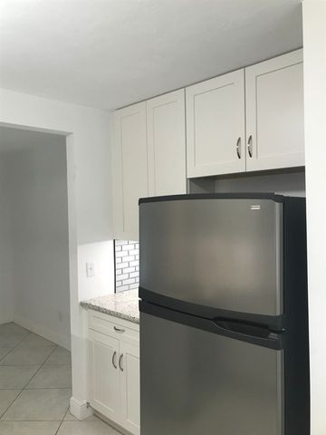 1500 Pullen Road, Tallahassee, FL 32303