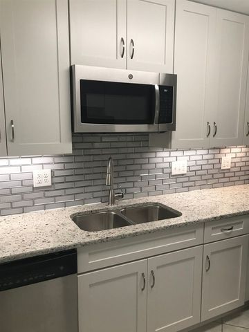 1500 Pullen Road, Tallahassee, FL 32303