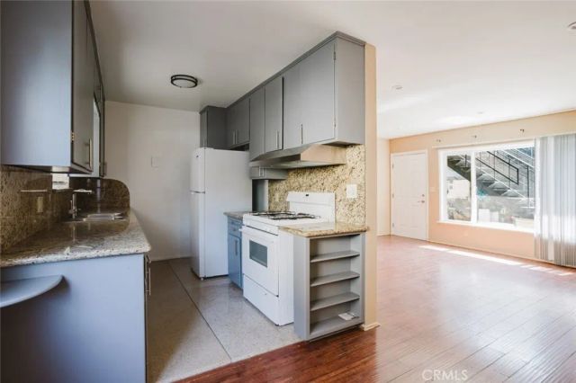 3131 Perlita, Los Angeles, CA 90039