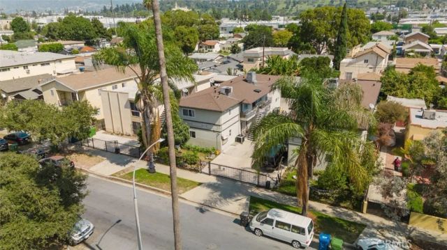 3131 Perlita, Los Angeles, CA 90039