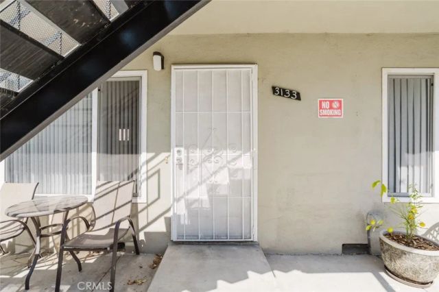 3131 Perlita, Los Angeles, CA 90039