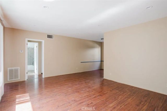 3131 Perlita, Los Angeles, CA 90039