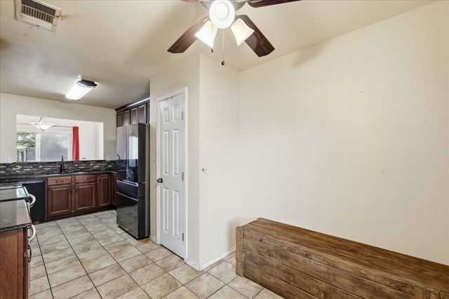 2204 Polo Club Court, Arlington, TX 76017