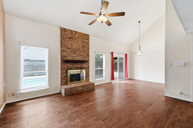 2204 Polo Club Court, Arlington, TX 76017