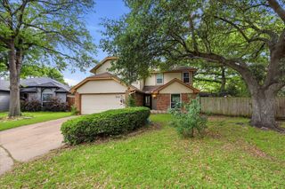 2204 Polo Club Court, Arlington, TX 76017