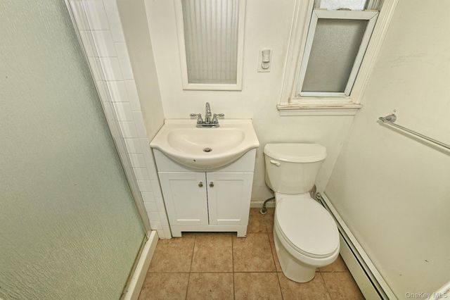 18 Kilburn Avenue, Huntington Station, NY 11746