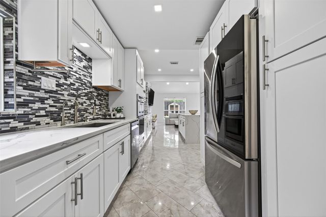 22106 Elsinore Drive, Katy, TX 77450