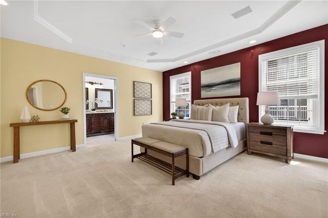 2300 Page Harbor Lndg Apt 101, Virginia Beach, VA 23451