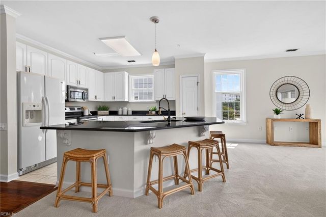 2300 Page Harbor Lndg Apt 101, Virginia Beach, VA 23451