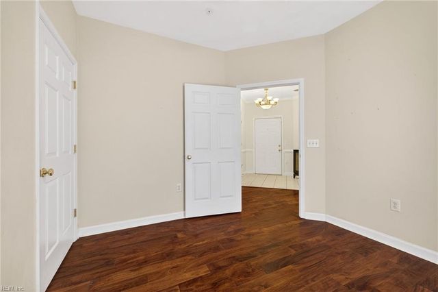 2300 Page Harbor Lndg Apt 101, Virginia Beach, VA 23451