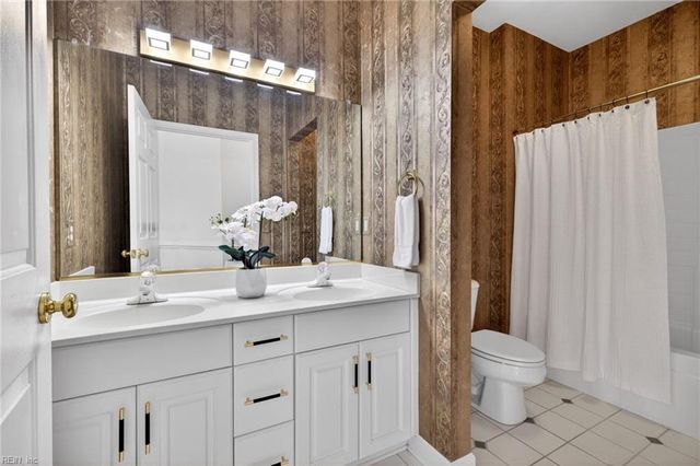 2300 Page Harbor Lndg Apt 101, Virginia Beach, VA 23451