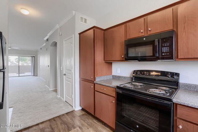 1941 S PIERPONT Drive 1141, Mesa, AZ 85206