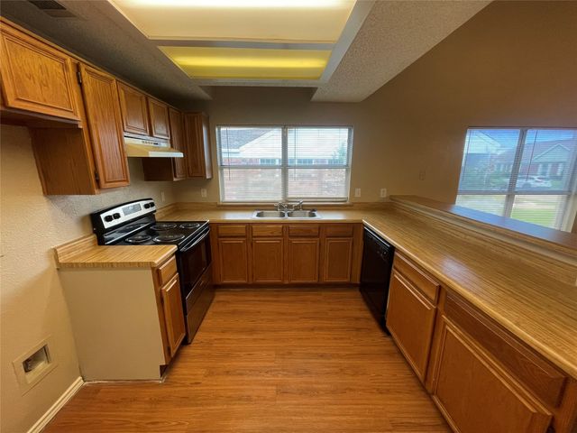 7614 Cousteau Drive, Rowlett, TX 75088