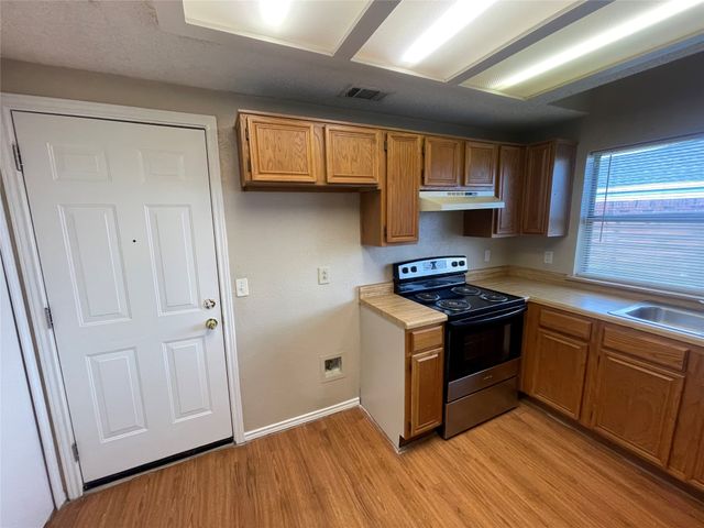 7614 Cousteau Drive, Rowlett, TX 75088