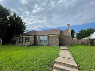 7614 Cousteau Drive, Rowlett, TX 75088
