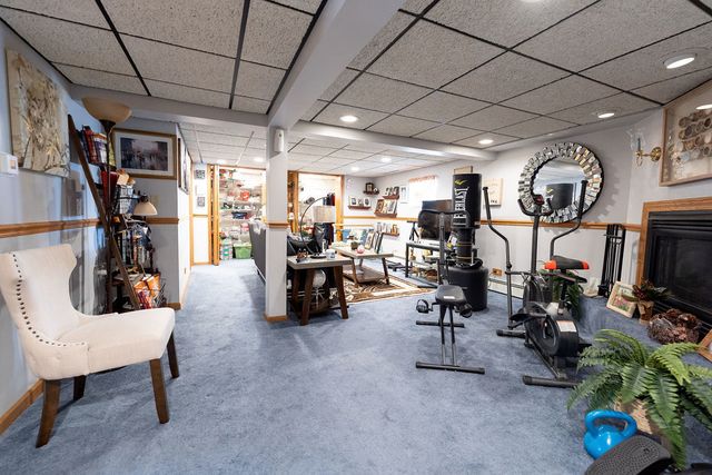 8805 S California Avenue, Evergreen Park, IL 60805