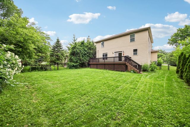 5105 W Flanders Road, Mchenry, IL 60050