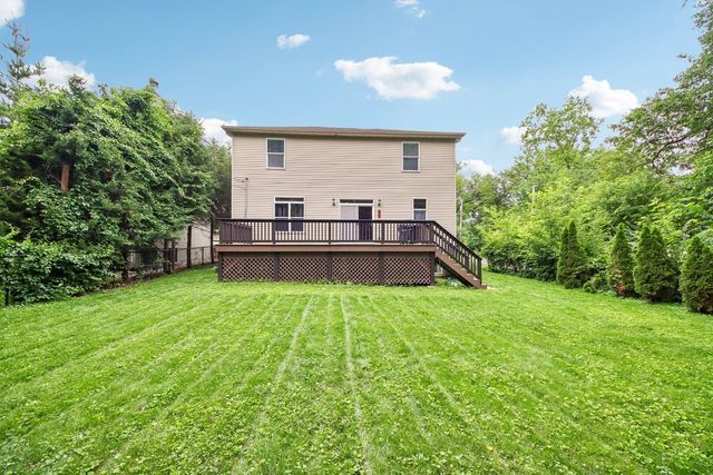 5105 W Flanders Road, Mchenry, IL 60050