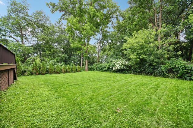 5105 W Flanders Road, Mchenry, IL 60050