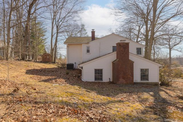 4 Dutch Court, West Nyack, NY 10994