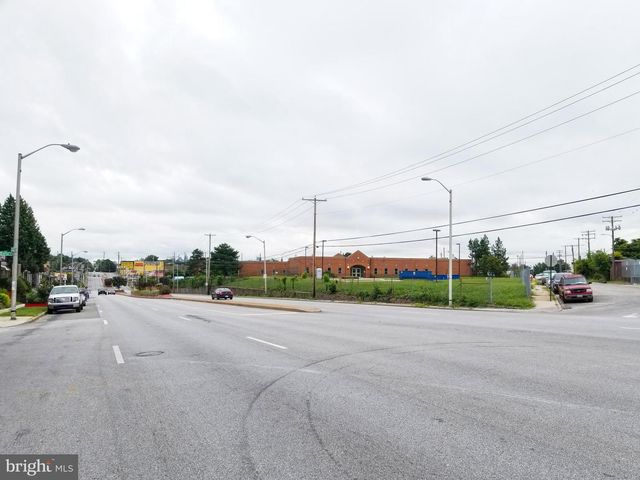 2700 W FRANKLIN ST, Baltimore, MD 21223