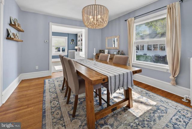 406 LINDEN AVE, Riverton, NJ 08077