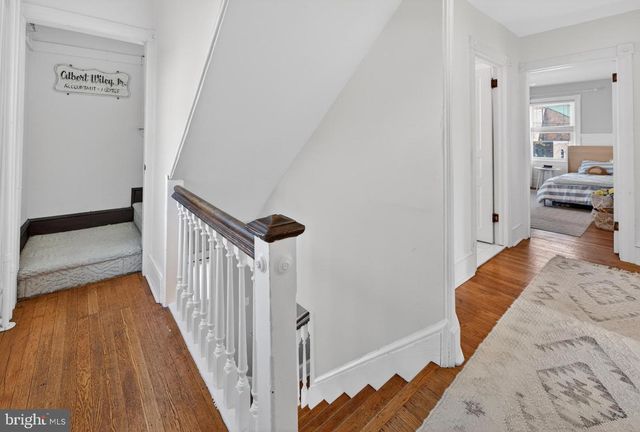 406 LINDEN AVE, Riverton, NJ 08077