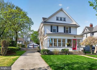 406 LINDEN AVE, Riverton, NJ 08077