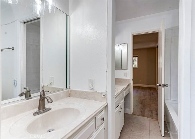 3733 N Harbor 44, Fullerton, CA 92835