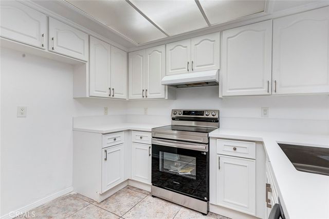 3733 N Harbor 44, Fullerton, CA 92835