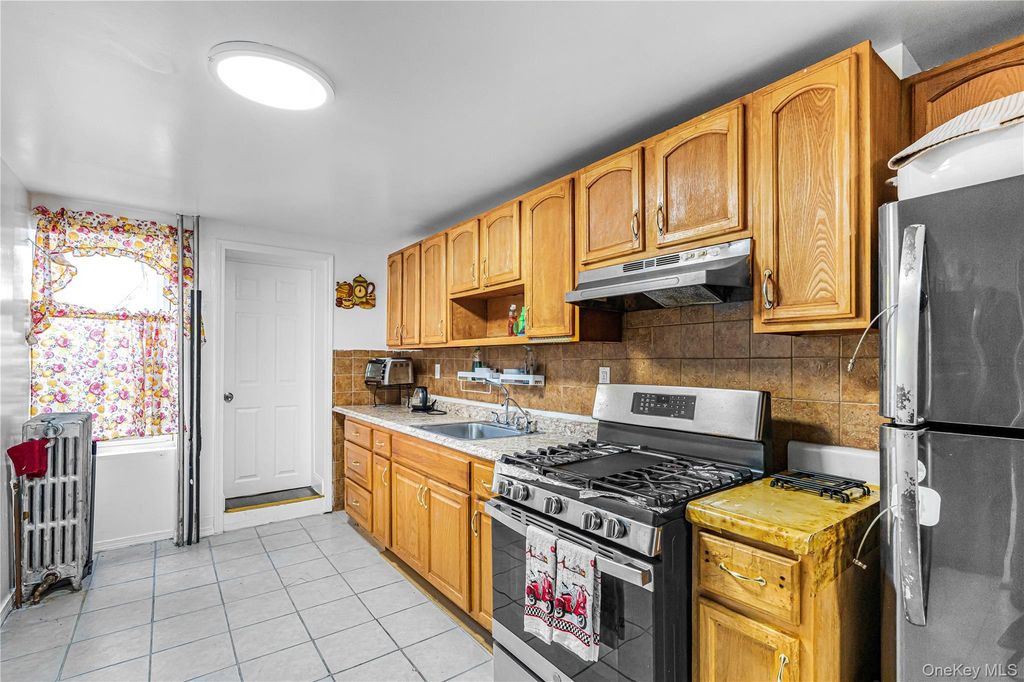 1335 Bushwick Avenue, Brooklyn, NY 11207 — photo 3