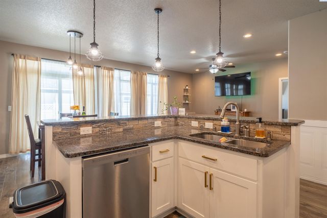 401 S Birch Street, Moses Lake, WA 98837