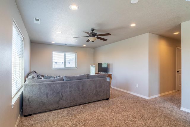 401 S Birch Street, Moses Lake, WA 98837