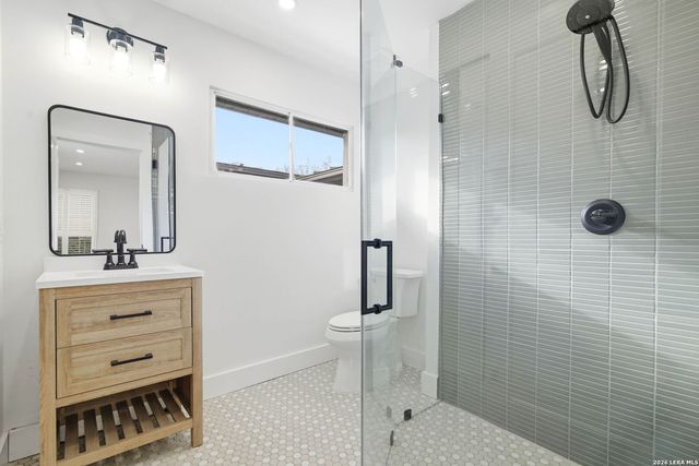 1311 wiltshire, Terrell Hills, TX 78209