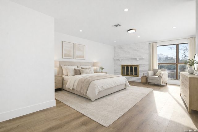 1311 wiltshire, Terrell Hills, TX 78209