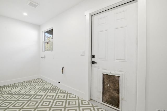 1311 wiltshire, Terrell Hills, TX 78209