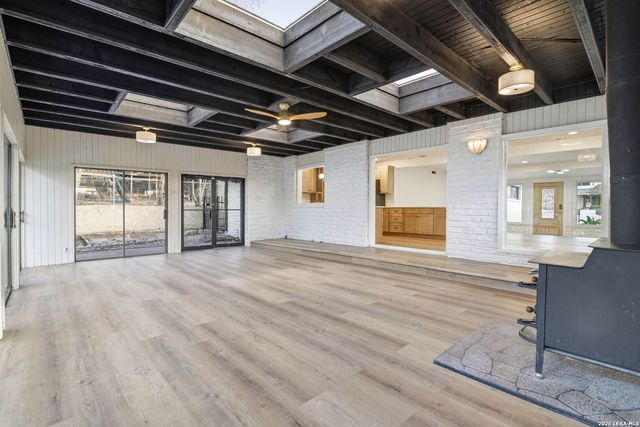 1311 wiltshire, Terrell Hills, TX 78209