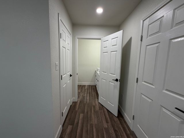 236 BRENNER ST, San Antonio, TX 78237