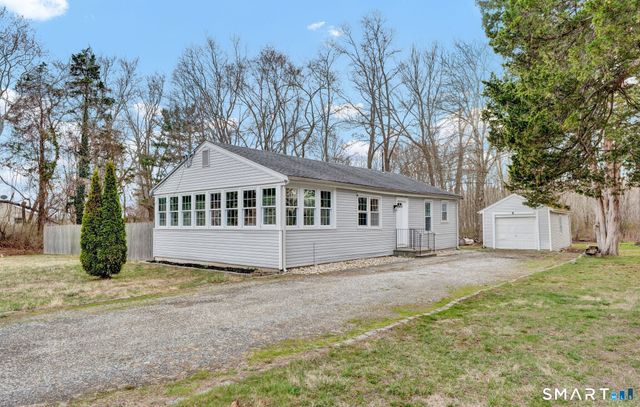 14 Denmore Lane, Old Saybrook, CT 06475