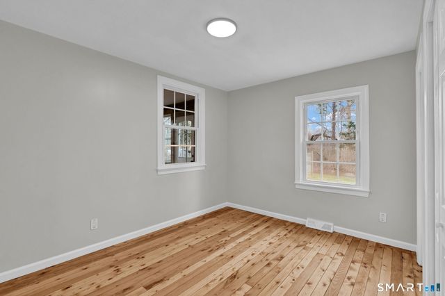 14 Denmore Lane, Old Saybrook, CT 06475