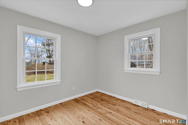 14 Denmore Lane, Old Saybrook, CT 06475