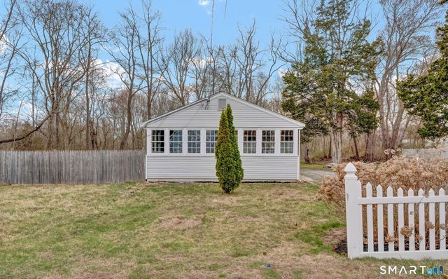 14 Denmore Lane, Old Saybrook, CT 06475