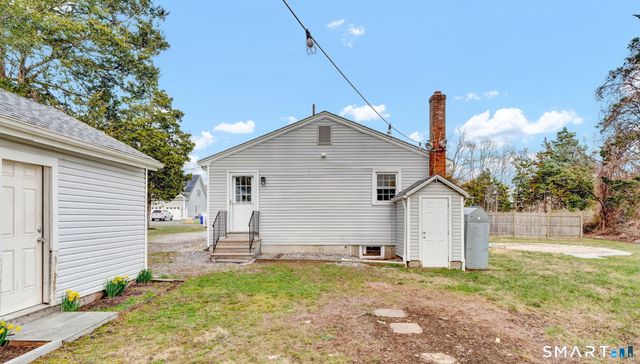 14 Denmore Lane, Old Saybrook, CT 06475