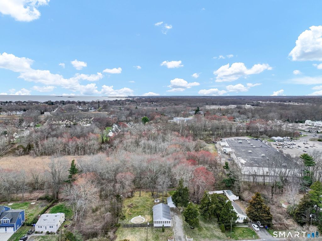 14 Denmore Lane, Old Saybrook, CT 06475