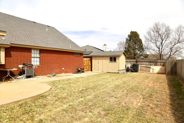 2705 85th Street, Lubbock, TX 79423