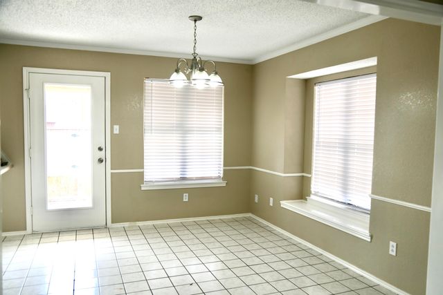 2705 85th Street, Lubbock, TX 79423