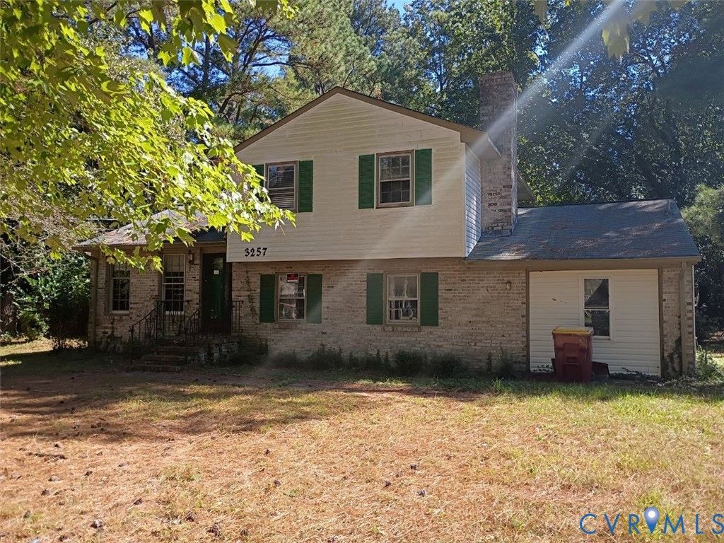 3257 Gordon Dr, Petersburg, VA 23805
